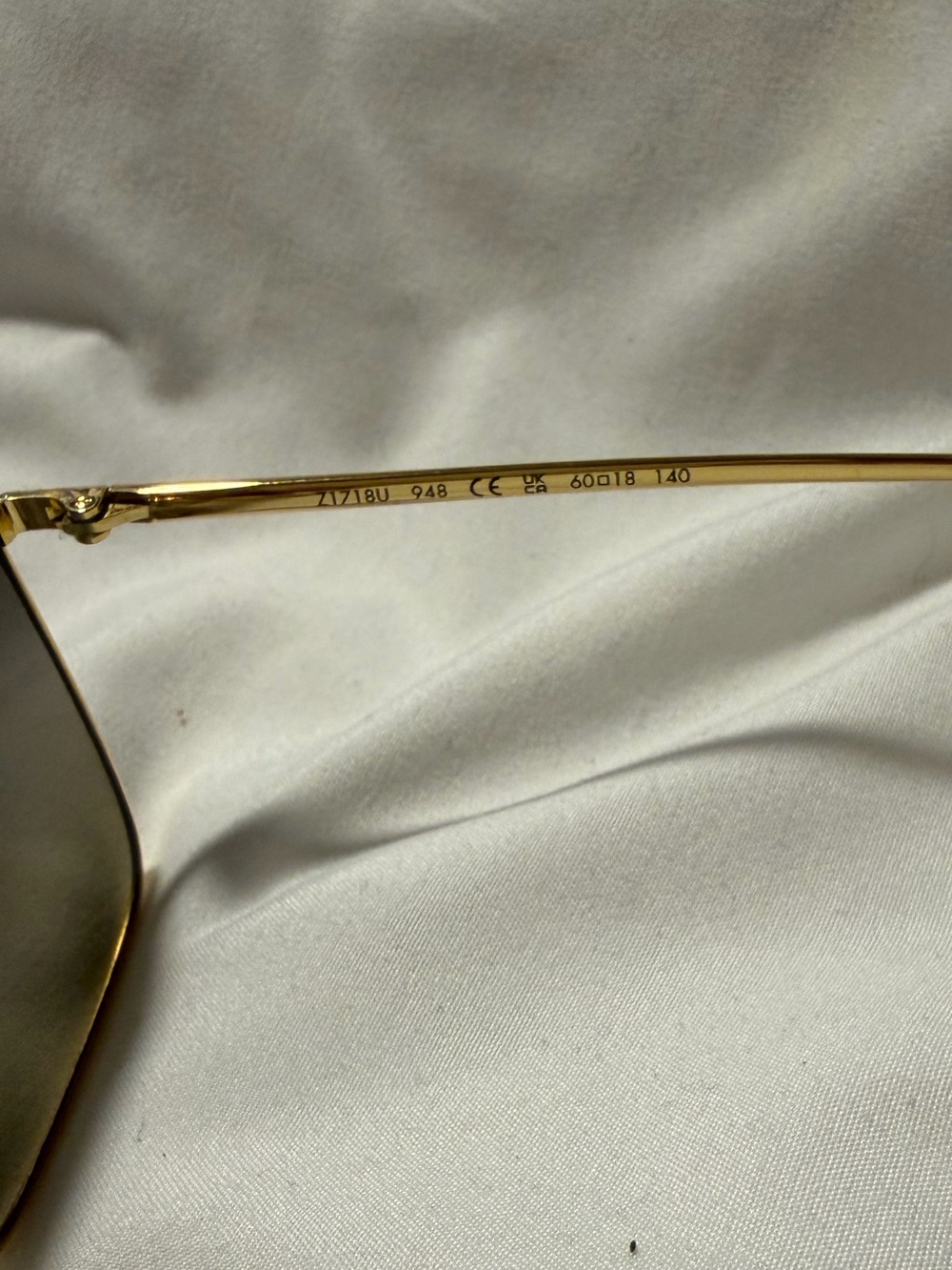 Louis Vuitton Charm Square Glasses - Picture 5 of 5